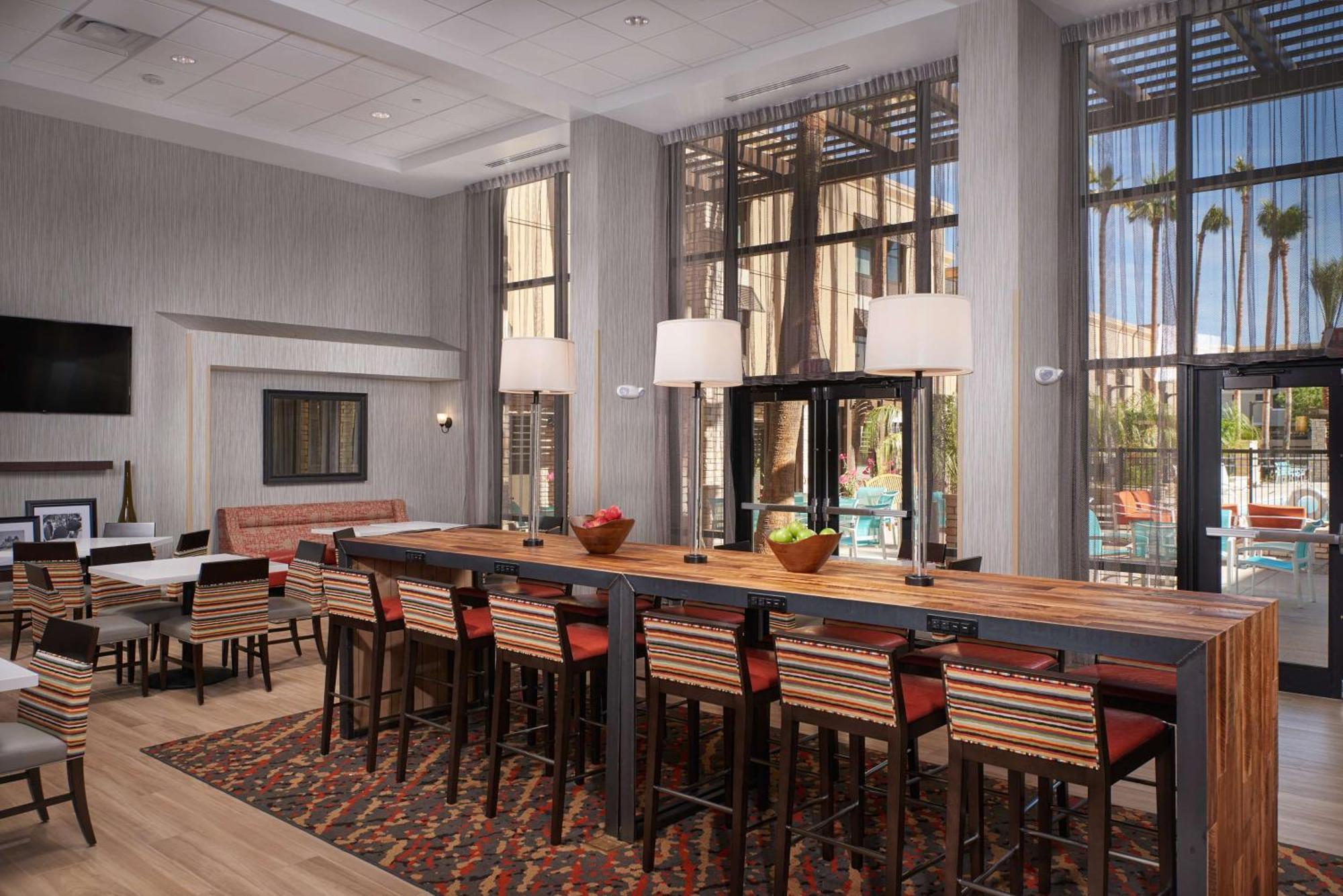 Hampton Inn & Suites Scottsdale On Shea Blvd Eksteriør bilde